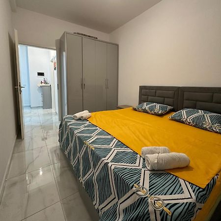 Second Home 1 Tirana Eksteriør billede